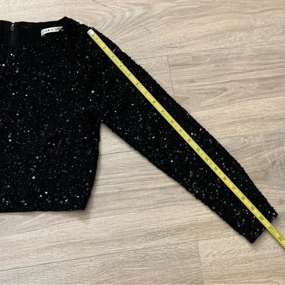 Alice + Olivia Lacey Embellished Bracelet-Sleeve Crop Top Black Size 8 - Picture 13 of 16